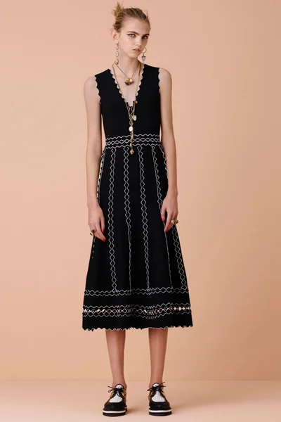 Look 11